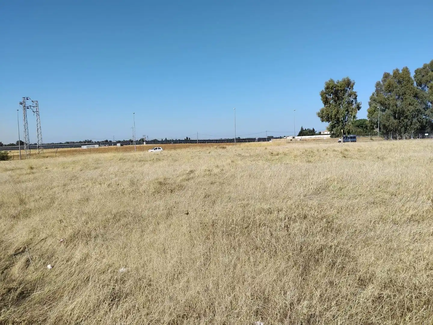 Terreno industrial en venta en Carmona