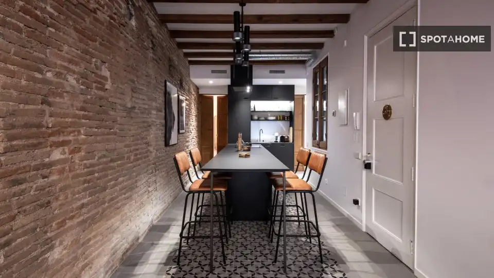Flat with terrace to rent in Ciutat Vella, imagen 8
