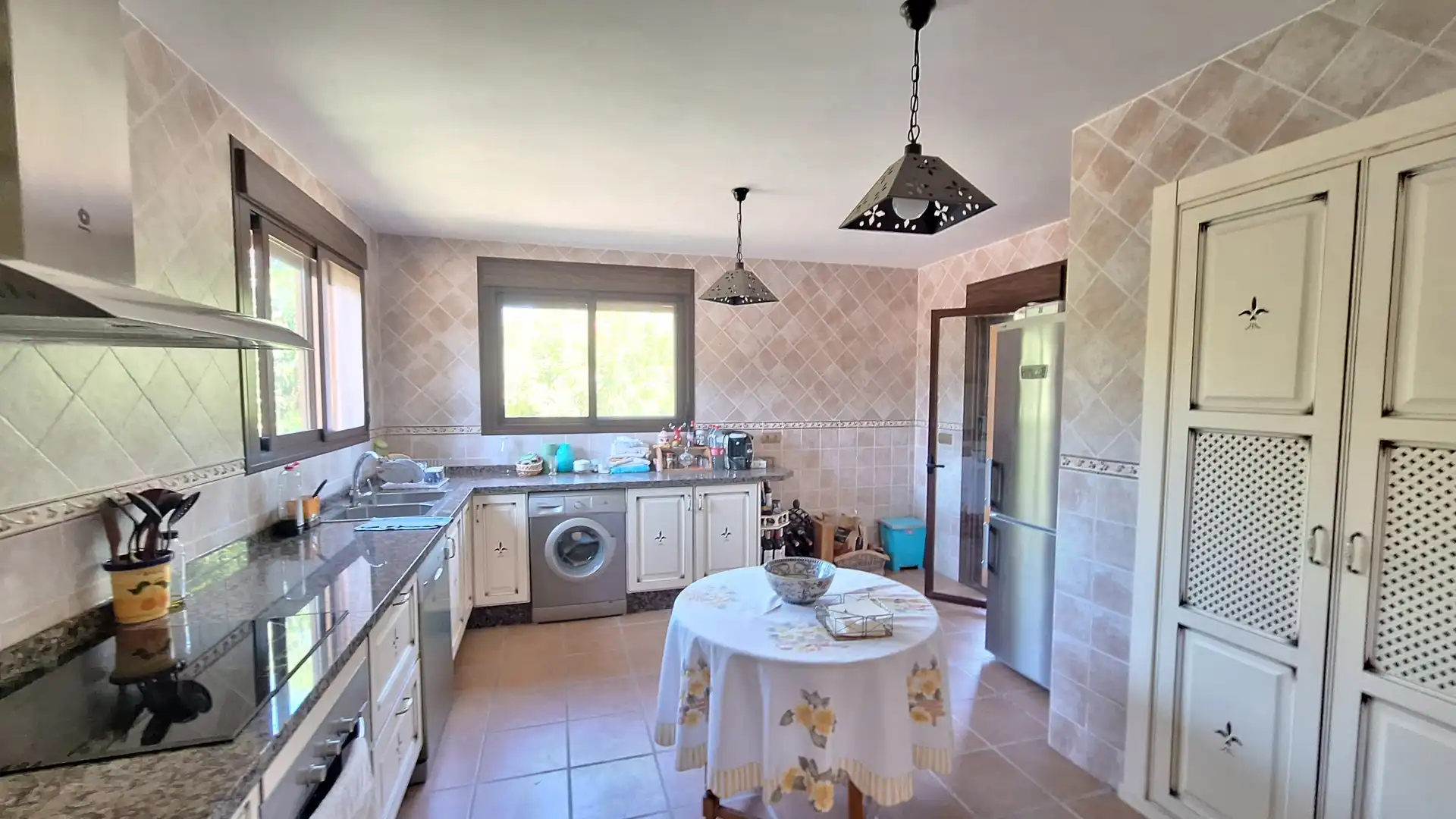 Casa amb piscina en venda a Selwo, imagen 4