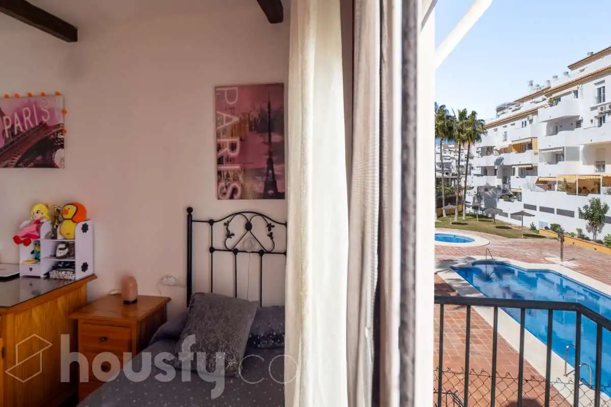 Houses for sale in Calle Atlántida, Alcorrín