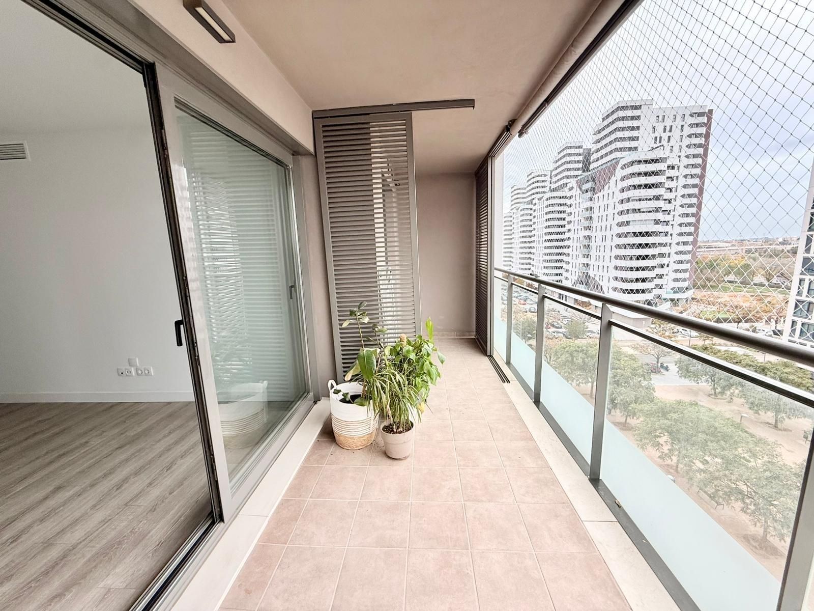 Balcony of Flat to rent in  Valencia Capital  with Air Conditioner, Private garden and Terrace