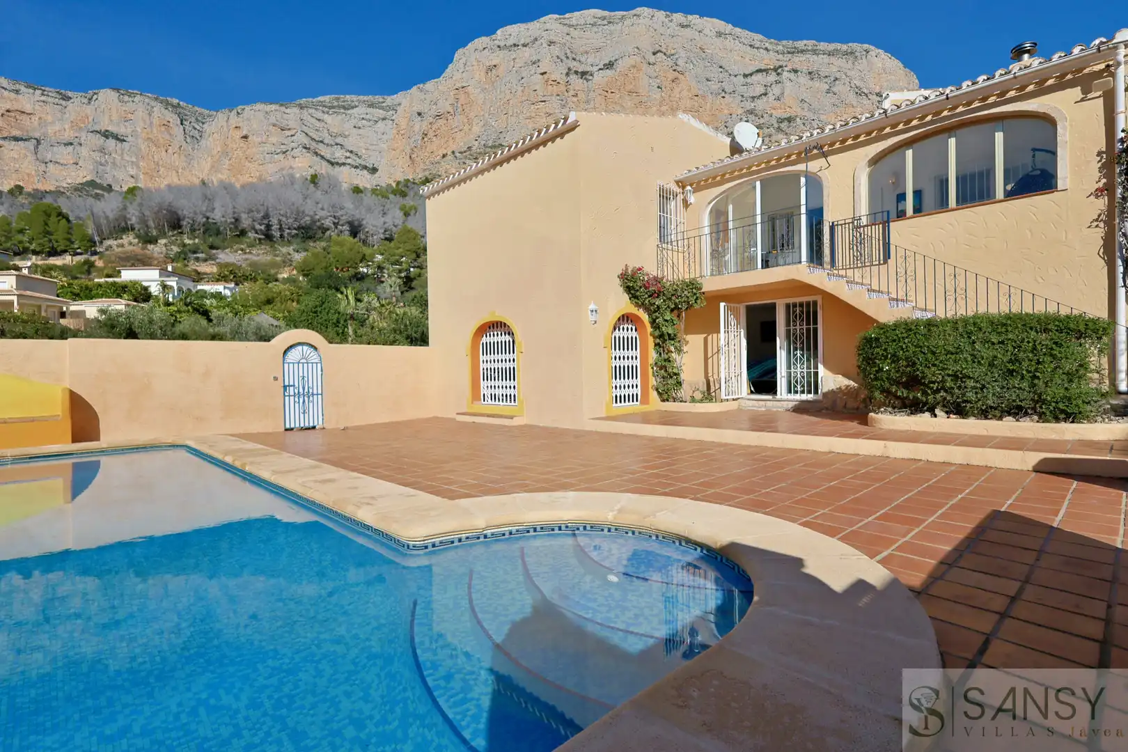 Villa mit Pool zum Verkauf in El Montgó, imagen 3