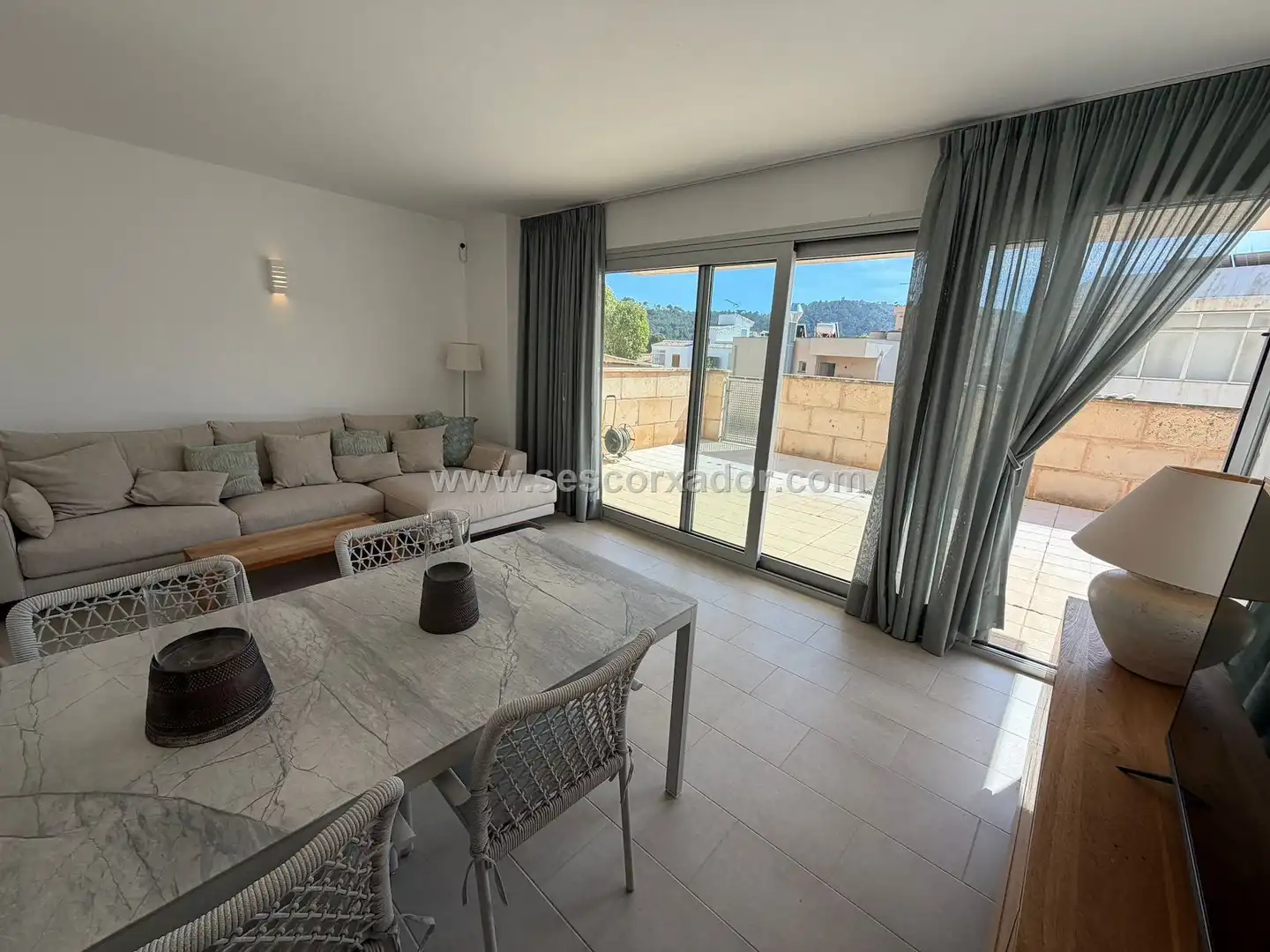 Vista exterior de Planta baja en venta en Andratx con Aire acondicionado, Terraza y Piscina