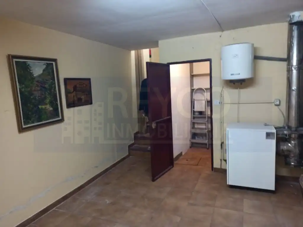 Flat for sale in Badarán