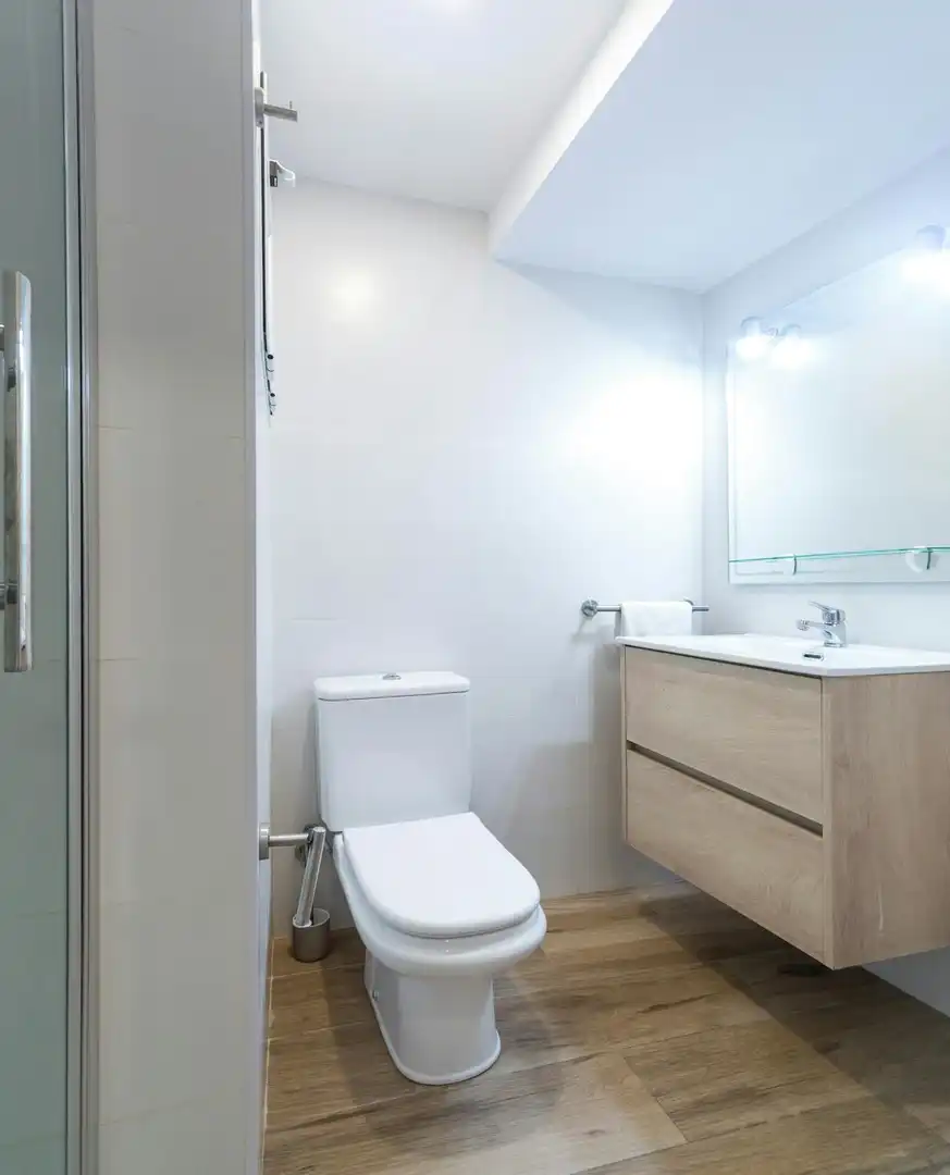 Badezimmer von Wohnung zur Miete in Camins al Grau