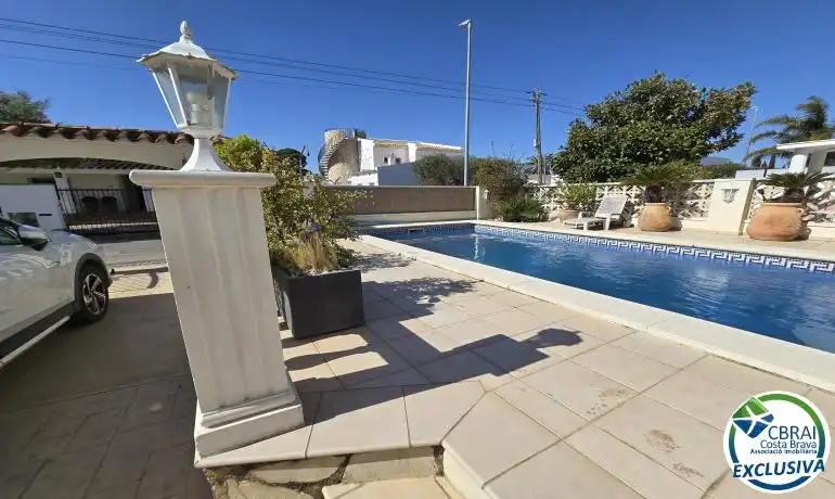 Casa con piscina en venta en Carrer PenÃ­ 120b 0 120, imagen 5