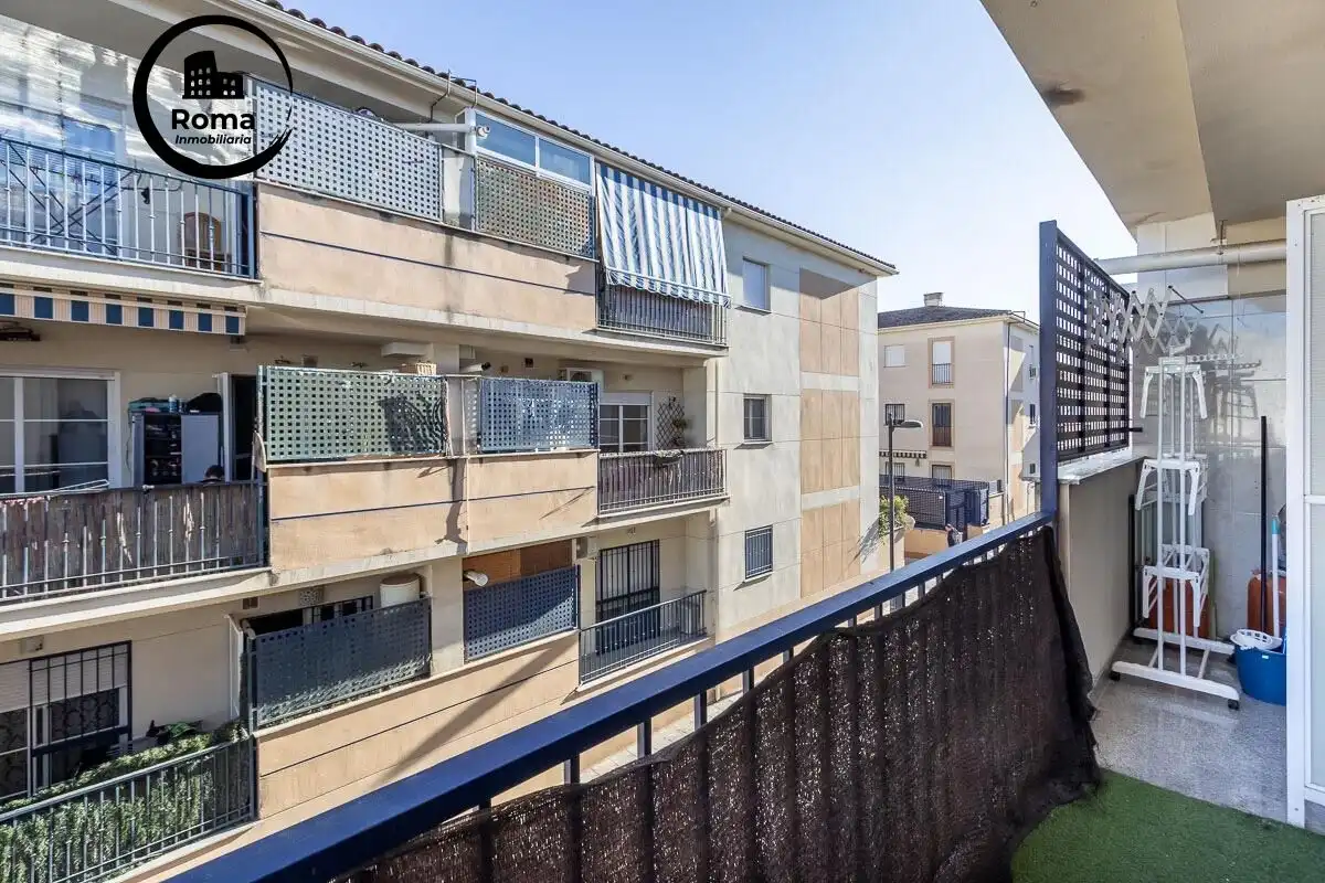 Terraza de Piso en venta en Las Gabias con Aire acondicionado, Balcón y Piscina comunitaria