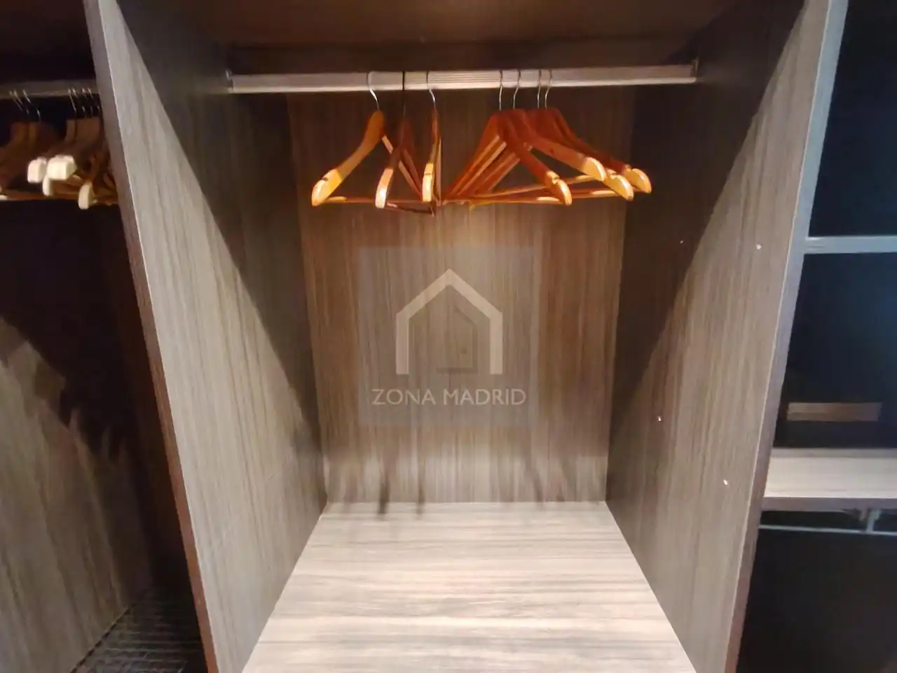 Habitación de Piso en venta en Madrid con Aire acondicionado y Balcón