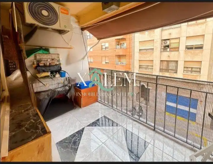 Terrasse von Wohnung zum Verkauf in Castellón de la Plana / Castelló de la Plana mit Terrasse und Balkon
