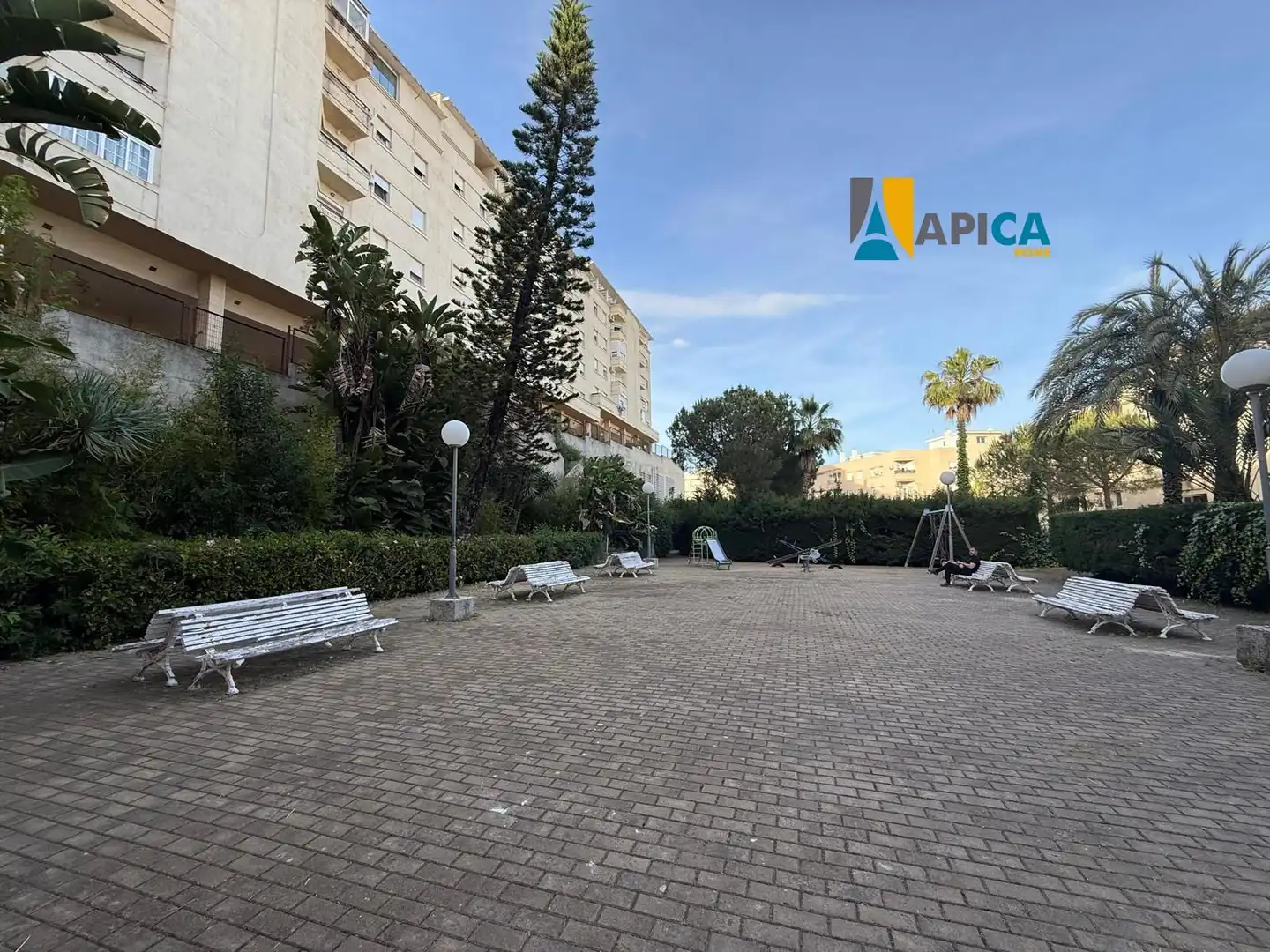 Außenansicht von Dachboden zum Verkauf in Algeciras mit Klimaanlage und Heizung
