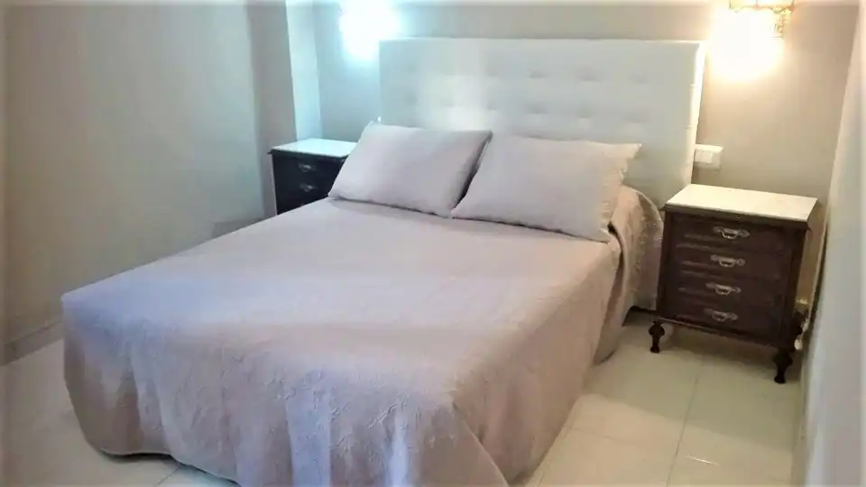 Flat for rent in Calle Cervantes, Centro