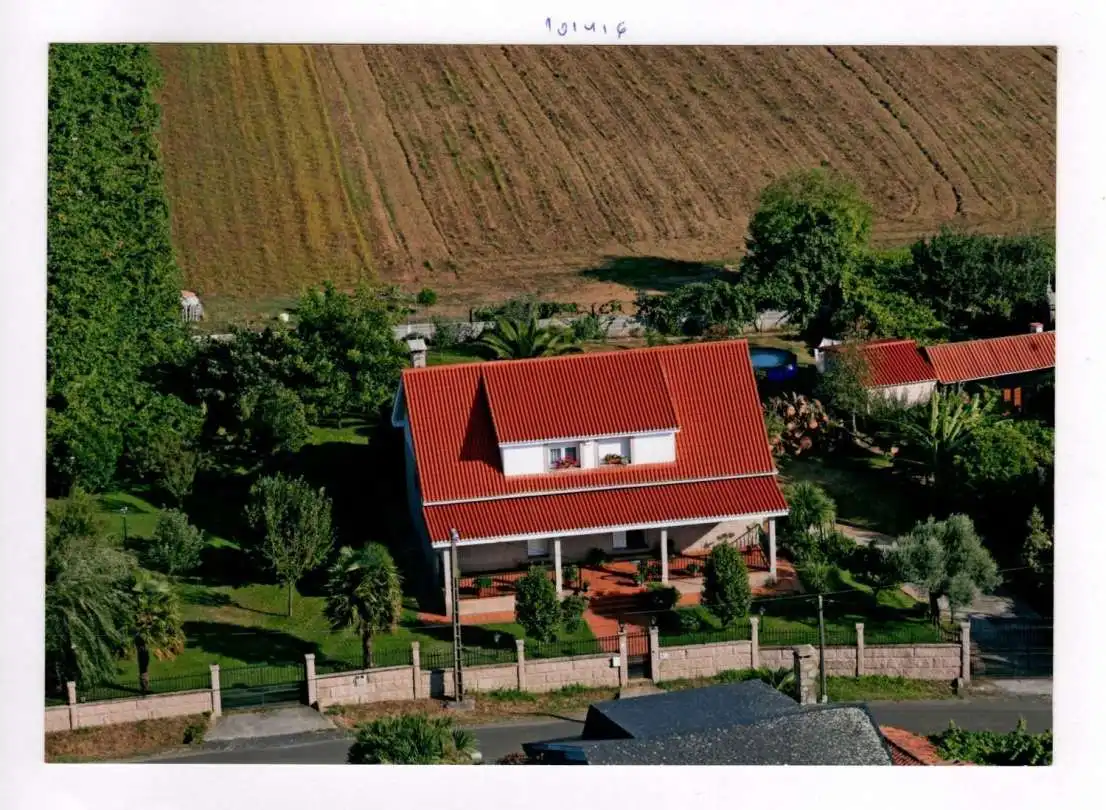 Vista exterior de Casa o chalet en venta en Boqueixón con Calefacción, Jardín privado y Terraza