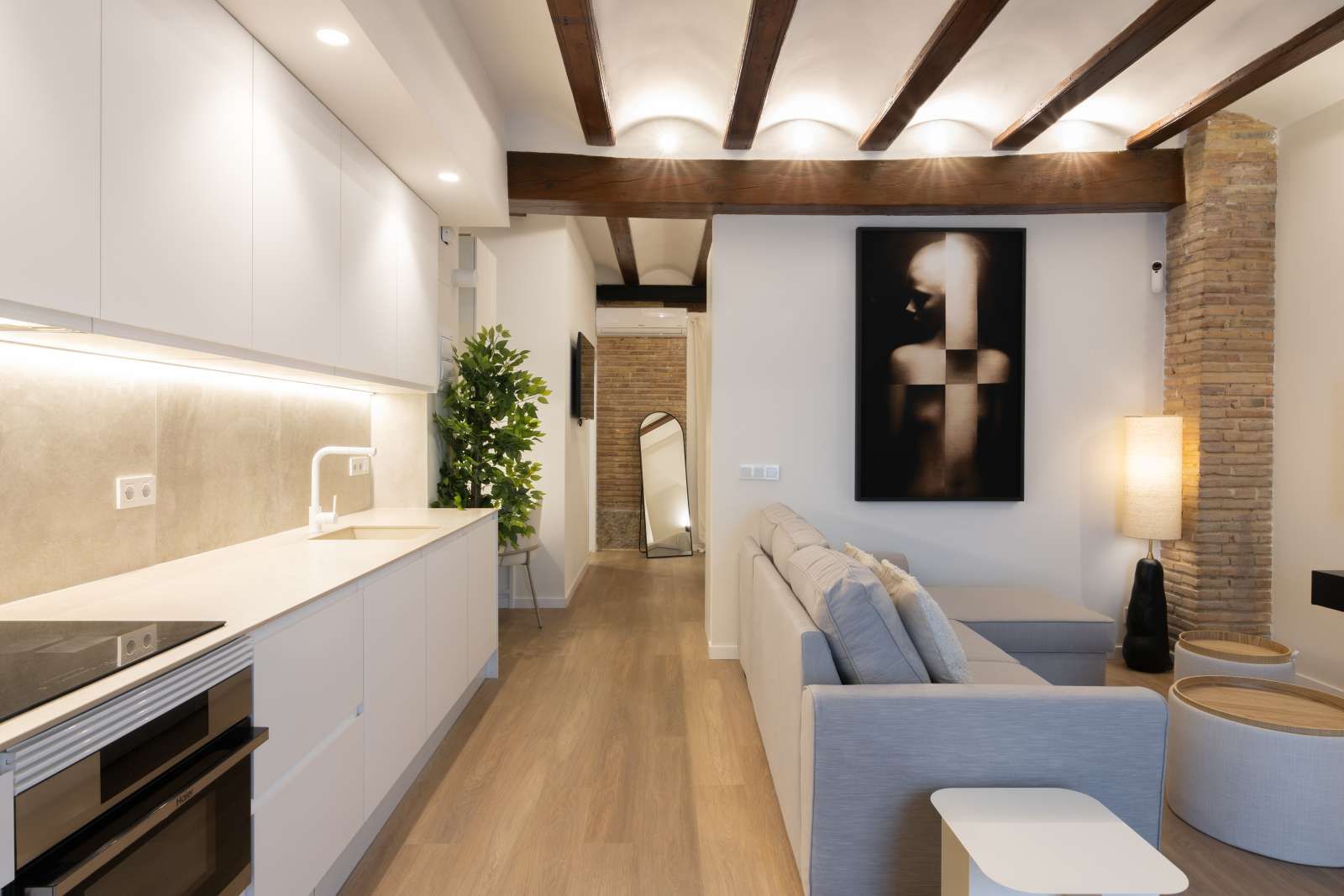 Sala d'estar de Estudi per a compartir en  Valencia Capital amb Aire condicionat i Terrassa