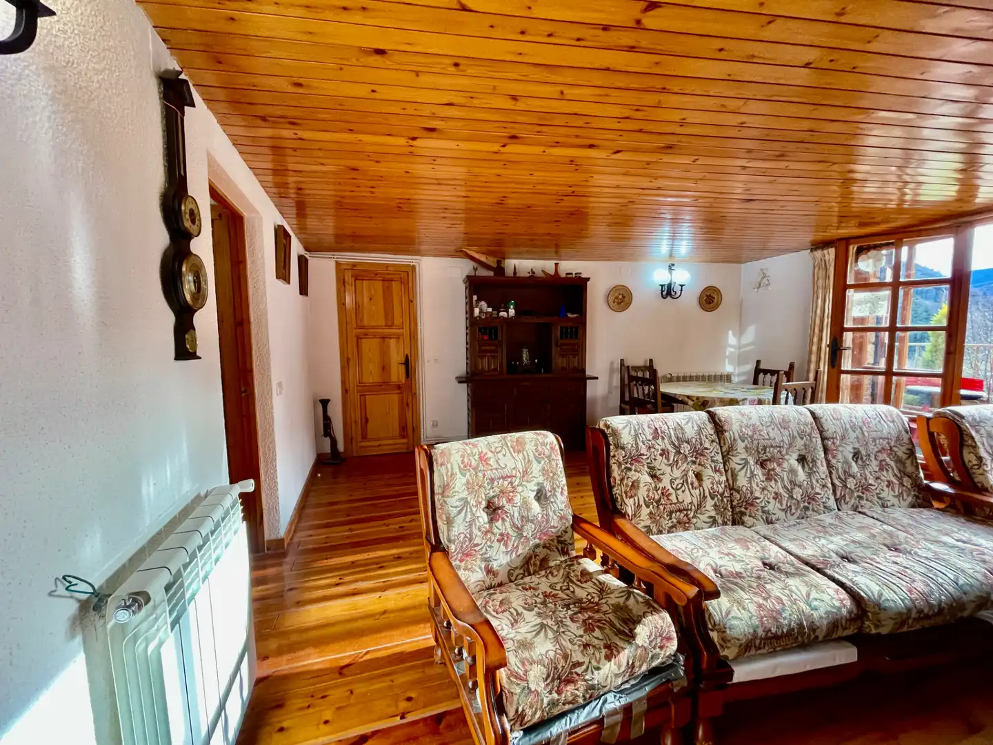 Sala de estar de Ático en venta en Setcases con Calefacción, Terraza y Amueblado