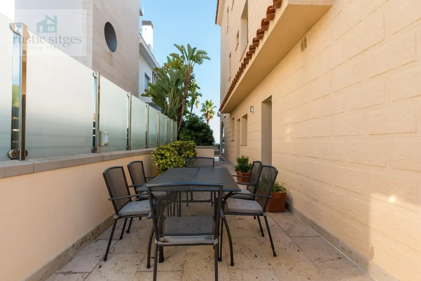 Terrassa de Casa o xalet en venda en Sitges amb Aire condicionat, Calefacció i Jardí privat
