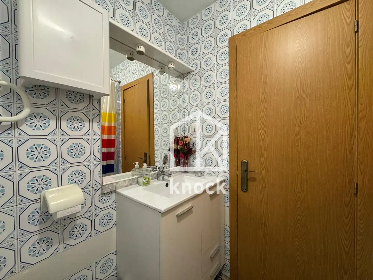 Baño de Piso en venta en Gijón  con Balcón