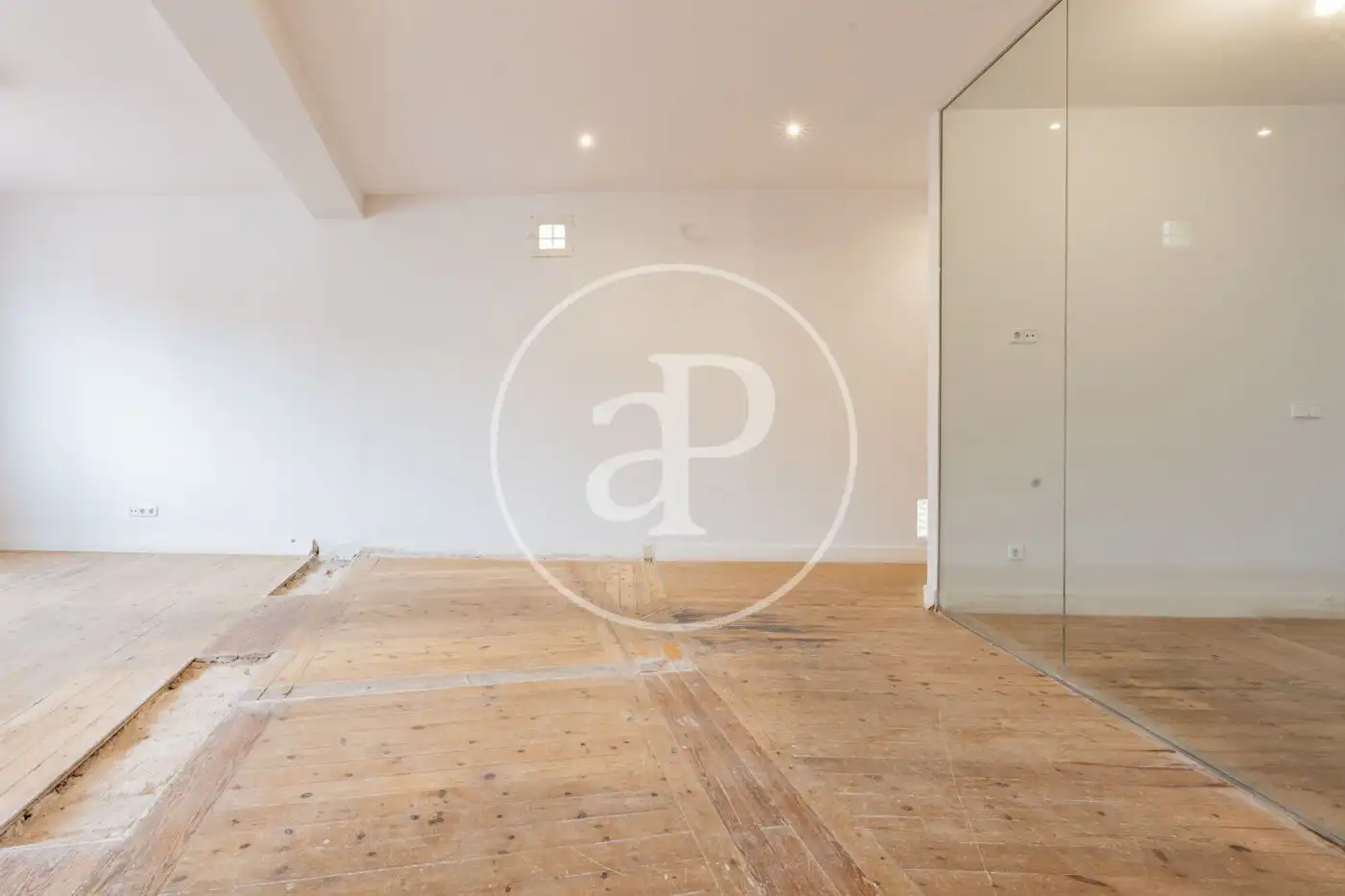 Ático en venta en Madrid con Aire acondicionado, Calefacción y Terraza