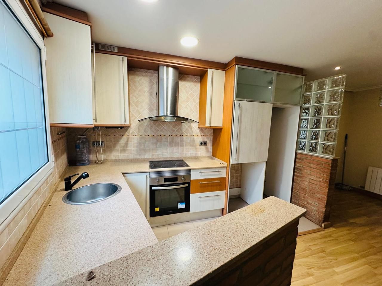 Kitchen of Planta baja for sale in Montcada i Reixac  with Air Conditioner, Heating and Parquet flooring