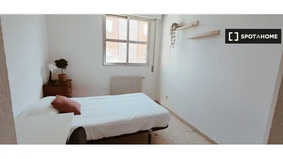 Room in Palomeras Bajas