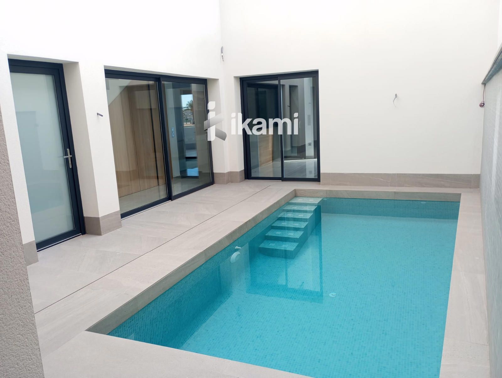 Piscina de Casa adosada en venda en San Pedro del Pinatar amb Terrassa i Piscina