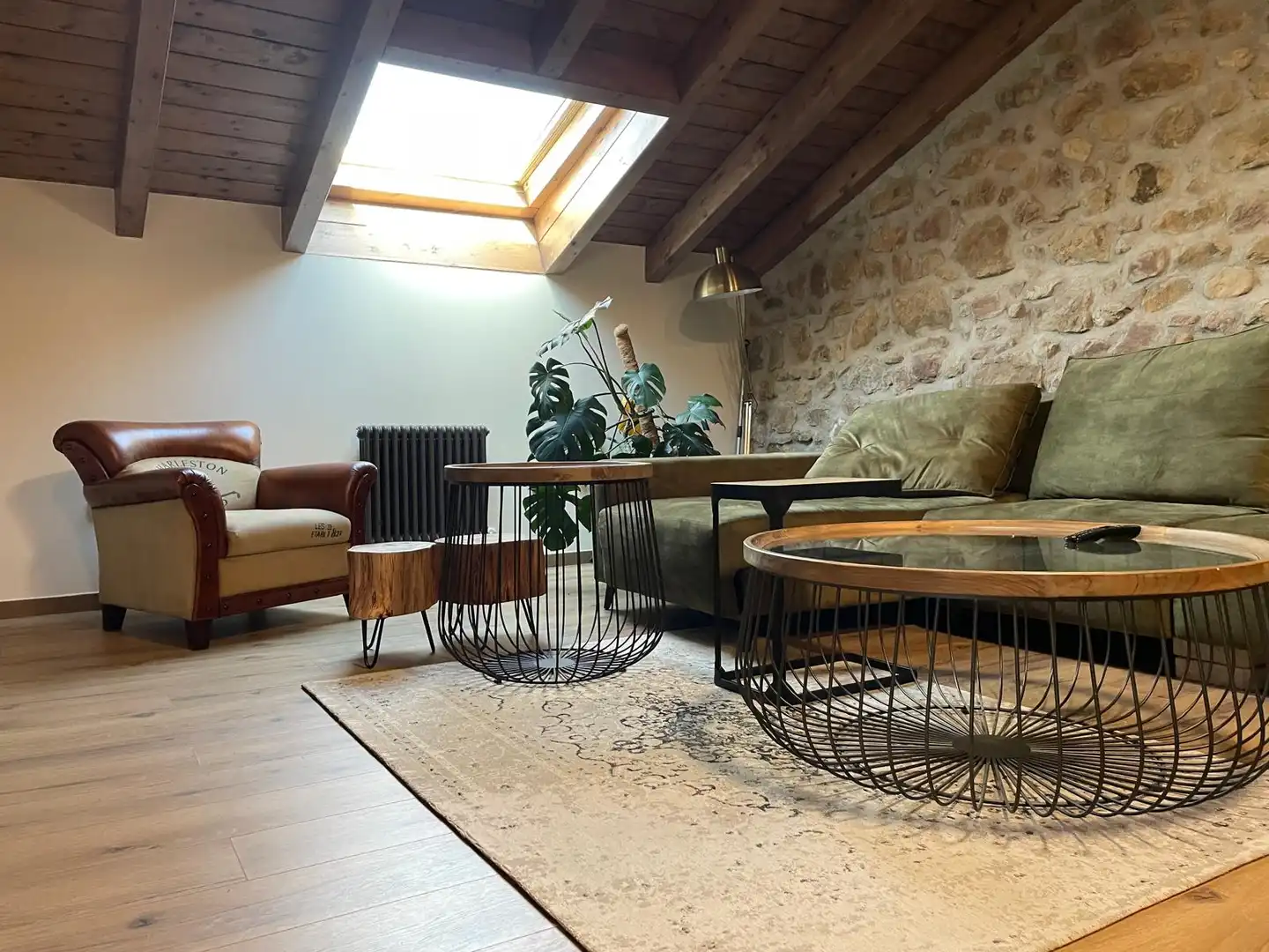 Sala de estar de Finca rústica en venta en Lekeitio con Aire acondicionado, Jardín privado y Parquet
