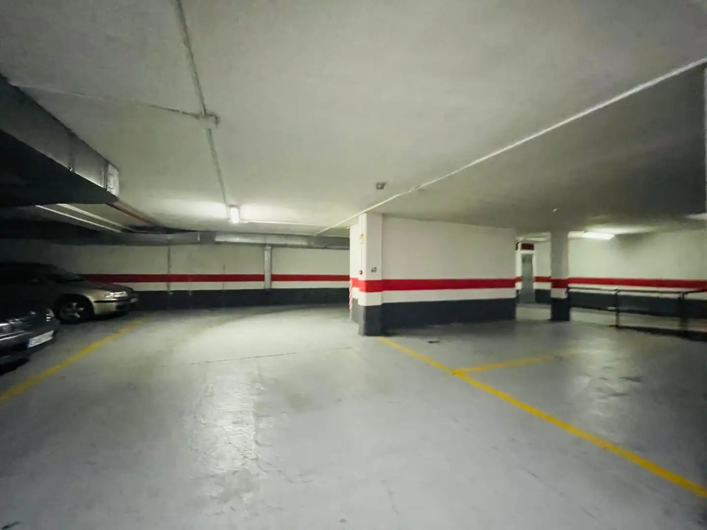 Parkplatz von Garage zum Verkauf in Zaragoza