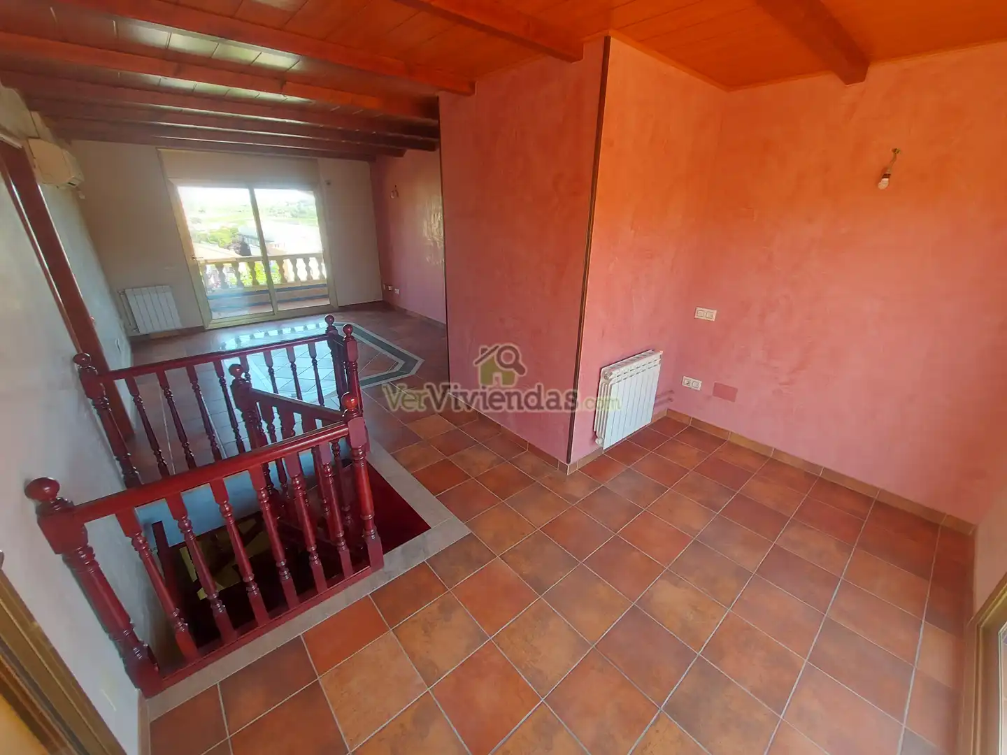 Houses for sale in Olèrdola  with Air Conditioner, Heating and Private garden