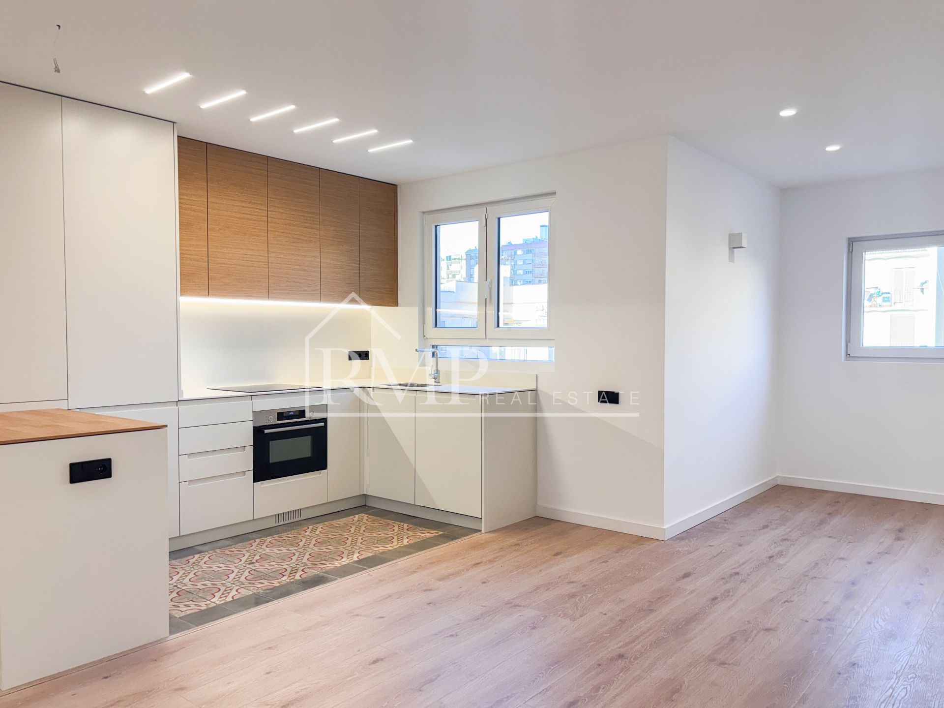 Kitchen of Attic for sale in  Barcelona Capital  with Air Conditioner, Heating and Terrace