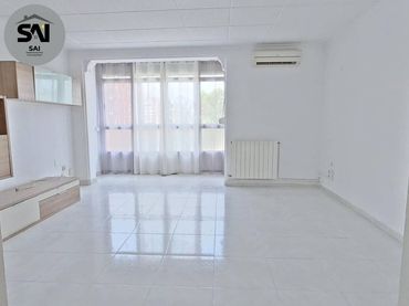 Flat with balcony for sale in Via Aurelia