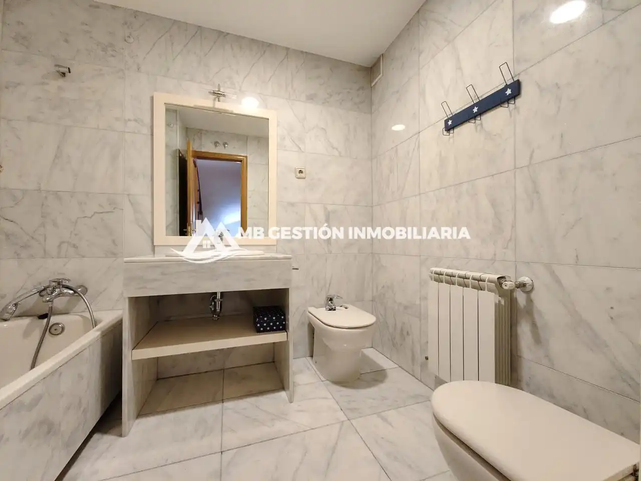 Detached homes for sale in Calle de Luarca, La Serna