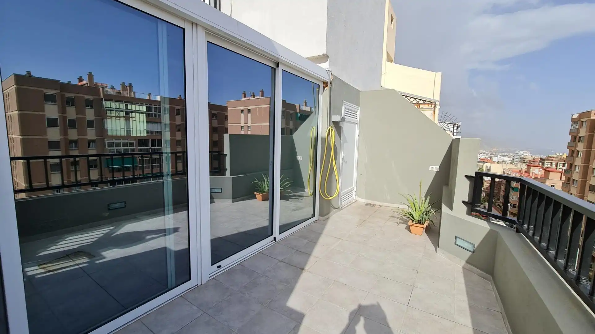 Terrace of Flat for share in  Santa Cruz de Tenerife Capital  with Terrace, Furnished and Balcony