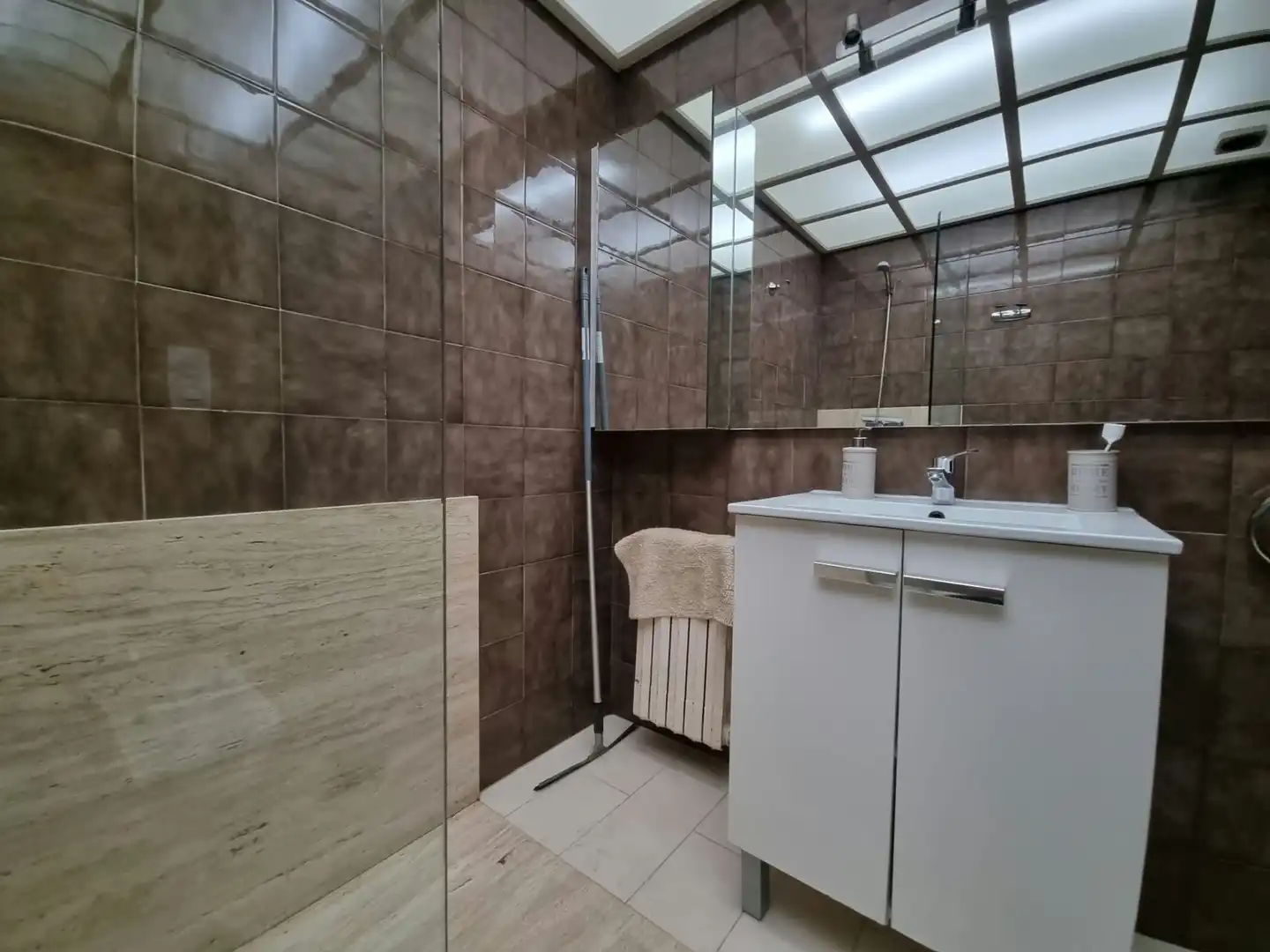 Baño de Piso en venta en Olot, Girona