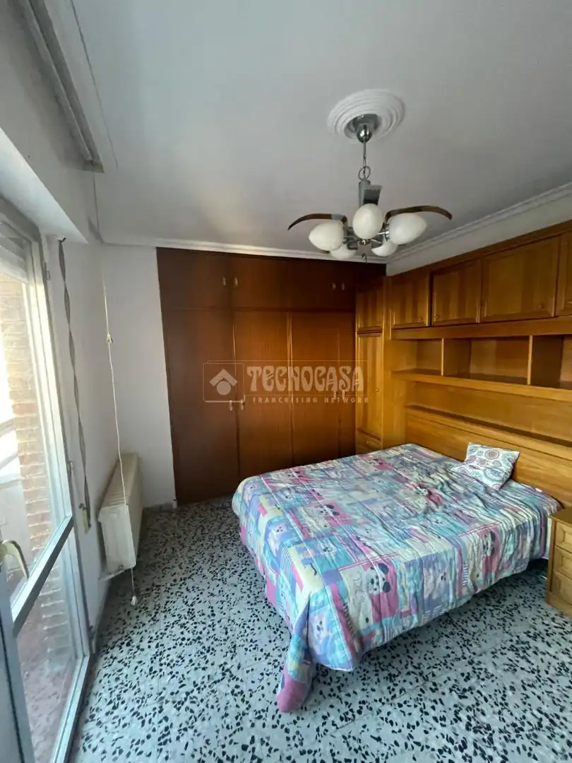 Habitación de Piso de alquiler en Palencia con Balcón