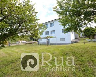 Vista exterior de Casa o xalet en venda en Cesuras amb Terrassa