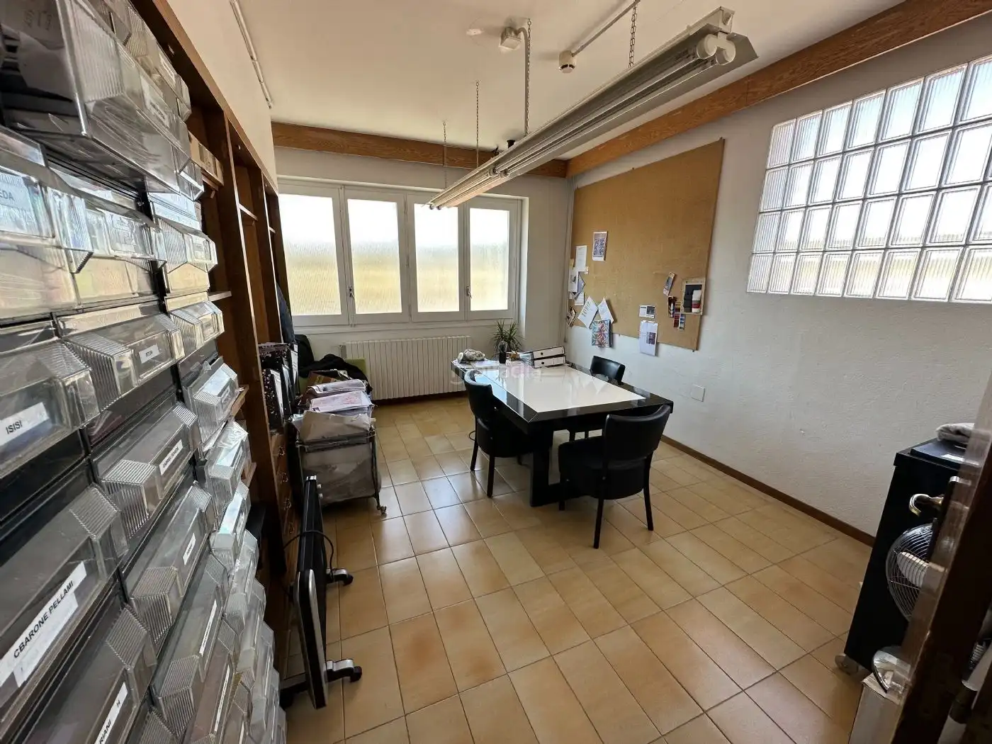 Industrial building for sale in Carrer del Doctor Trueta 14, imagen 23