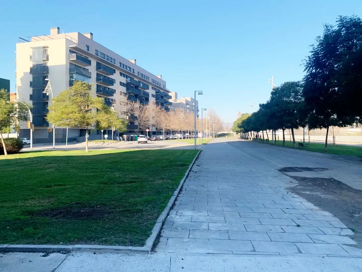 Local en venda a La Catalana, La Catalana