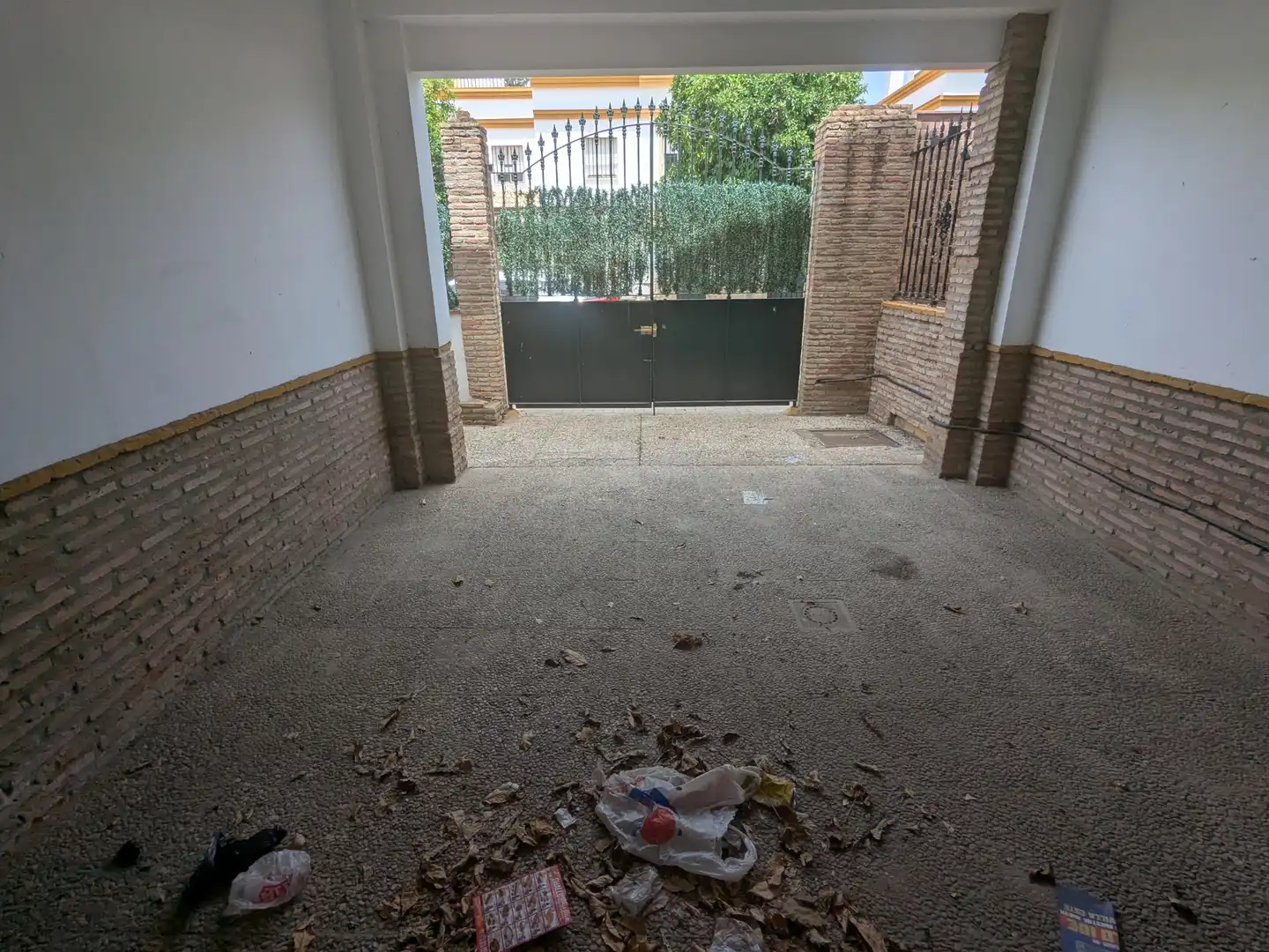 Casa adosada en venta en Sevilla con Balcón