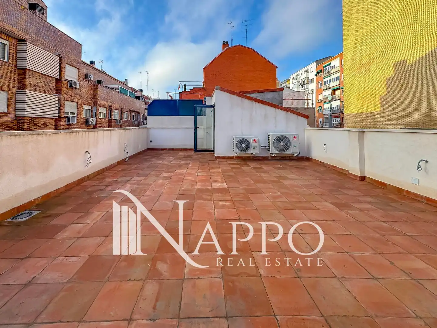 Terrassa de Casa adosada en venda en Madrid amb Aire condicionat, Calefacció i Terrassa