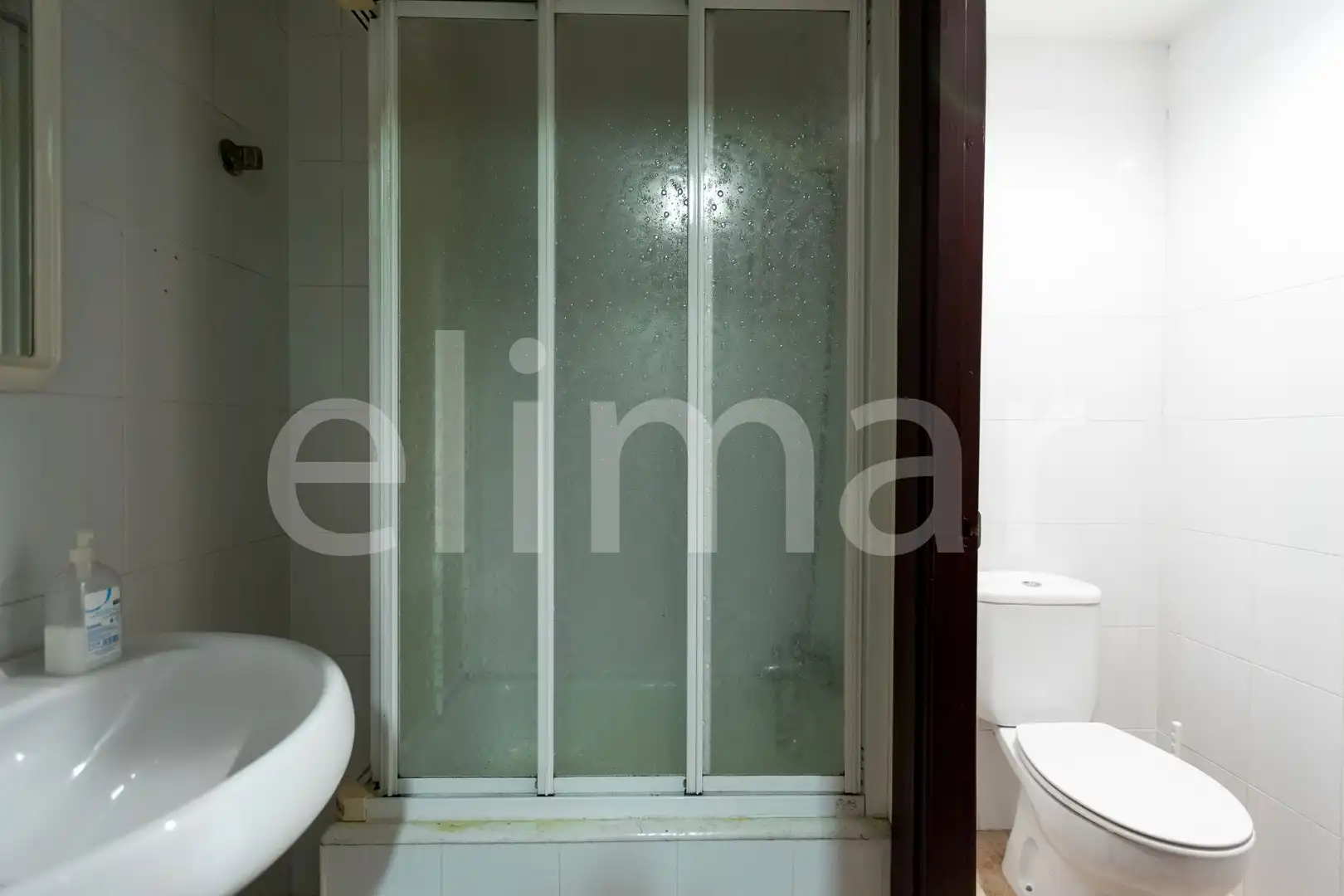 Bany de Local en venda en Bilbao 