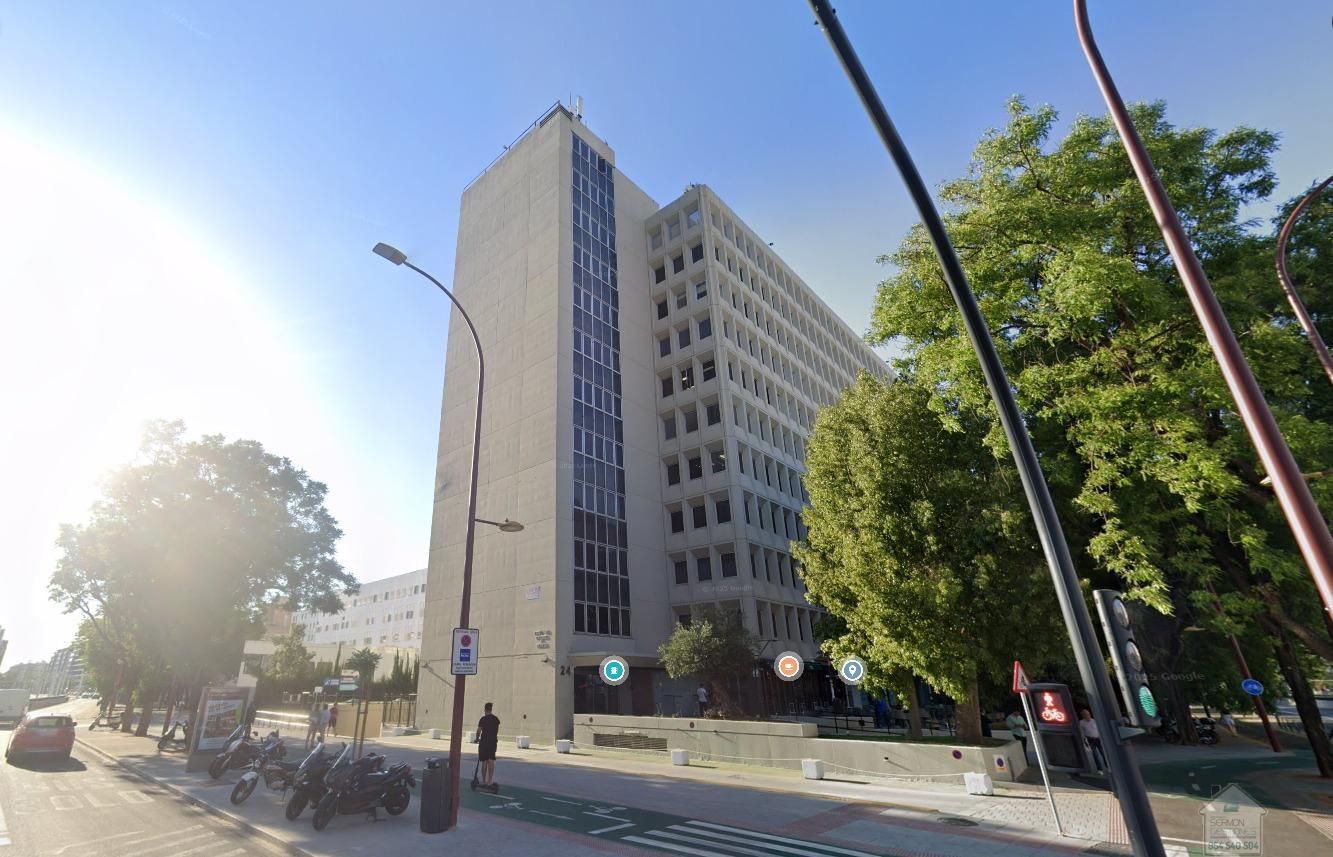 Office to rent in La Buhaira