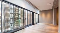 Flat to rent in  Barcelona Capital  with Air Conditioner, Heating and Terrace