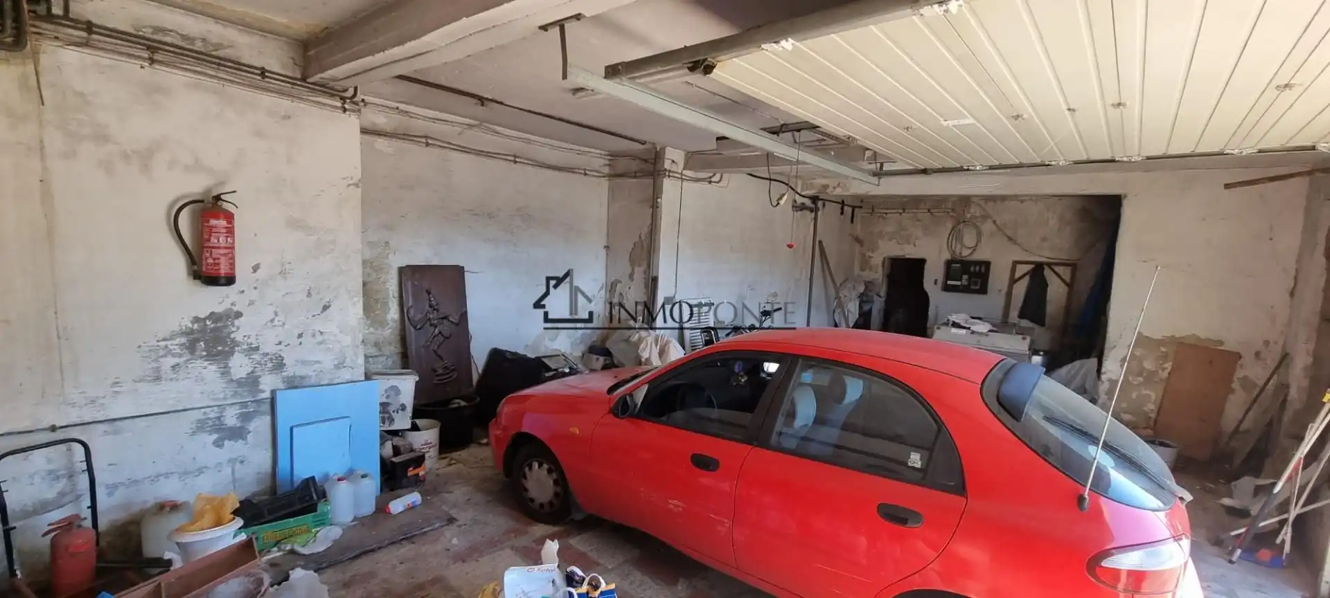 Aparcament de Casa o xalet en venda en Pontevedra Capital  amb Calefacció, Jardí privat i Terrassa
