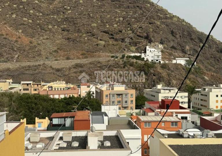 Foto 1 de Residencial en venda a Anaga, Santa Cruz de Tenerife