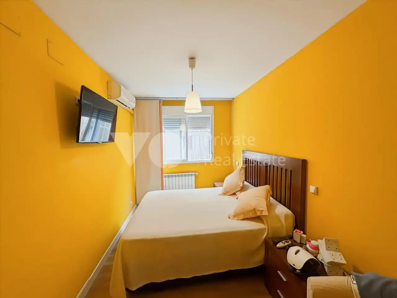 Habitación de Planta baja en venta en Boadilla del Monte con Aire acondicionado, Calefacción y Jardín privado