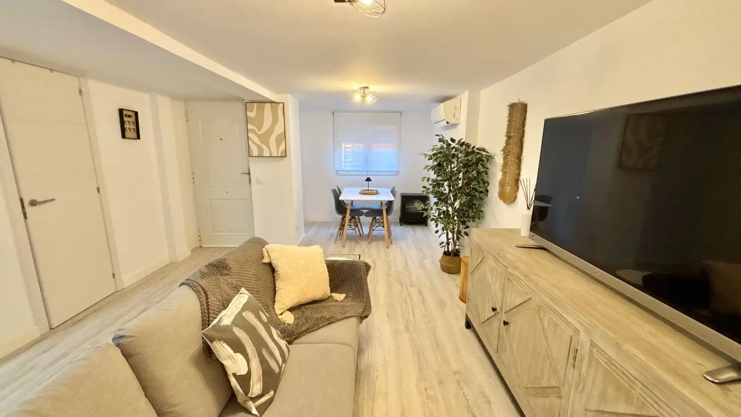 Living room of Flat for rent in Las Rozas de Madrid  with Air Conditioner