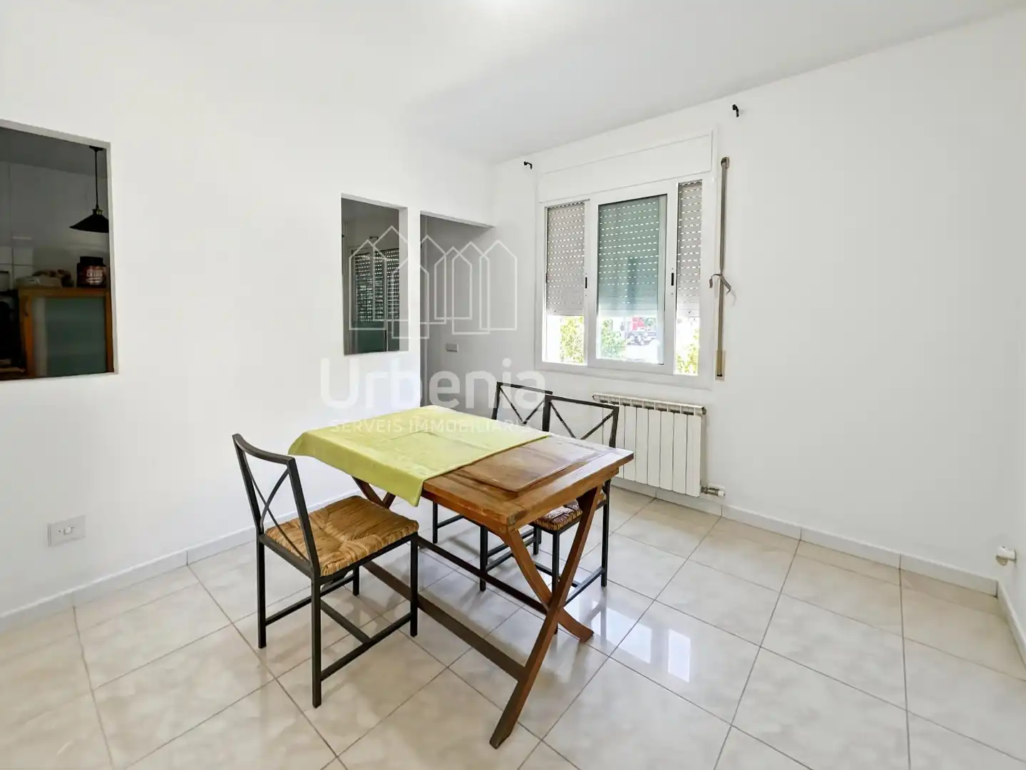 Vista exterior de Casa o xalet en venda en La Roca del Vallès amb Aire condicionat, Calefacció i Piscina