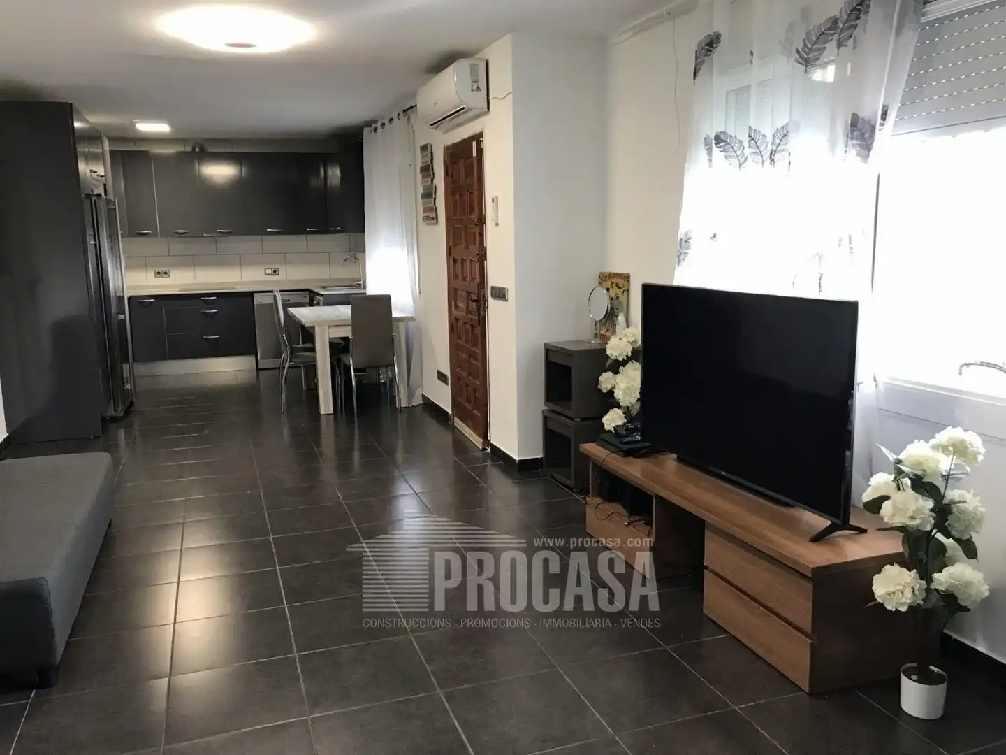 Sala d'estar de Casa o xalet en venda en Roses amb Aire condicionat, Calefacció i Terrassa