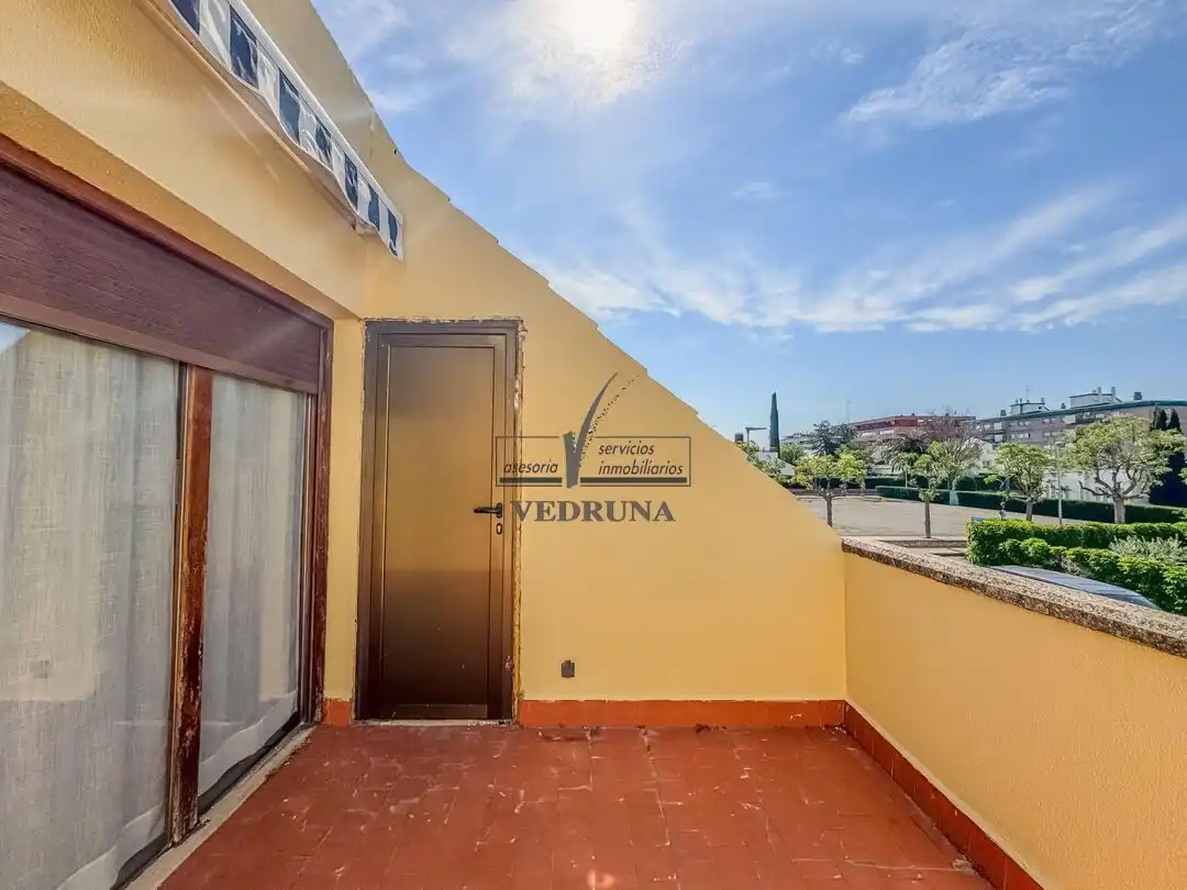 Terraza de Casa adosada en venta en Zaragoza con Aire acondicionado, Calefacción y Jardín privado