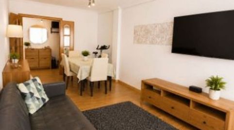 Foto 3 de Piso en venta en M Luisa Duran Marquina, 16, Riazor - Visma, A Coruña Capital
