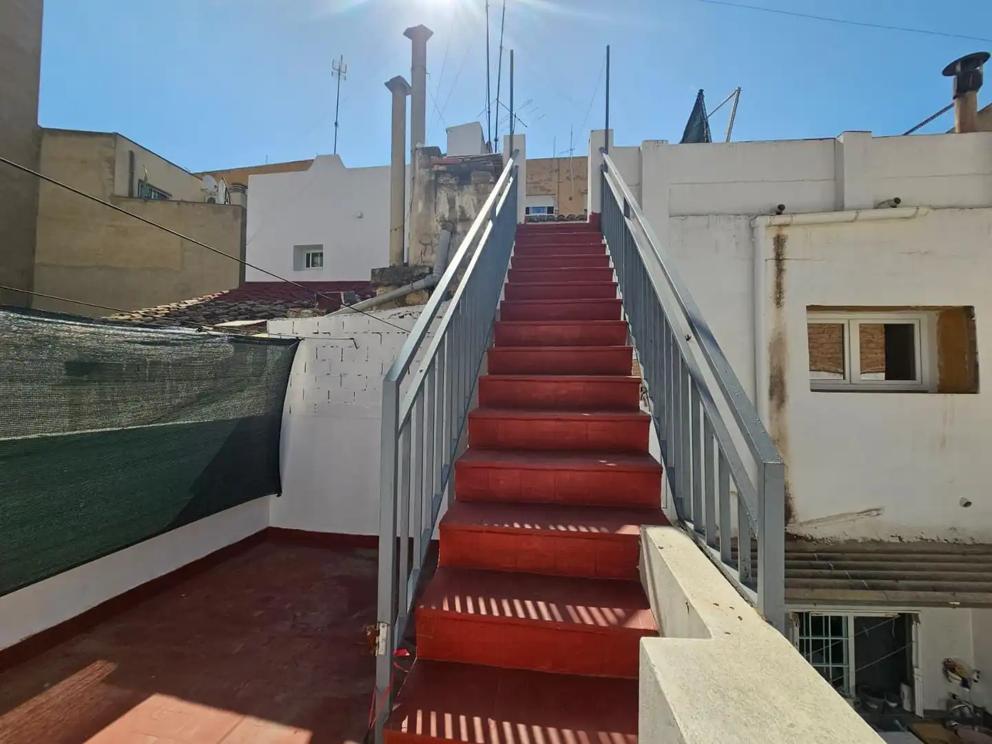 Vista exterior de Casa o chalet en venta en Sagunto / Sagunt con Calefacción, Terraza y Trastero